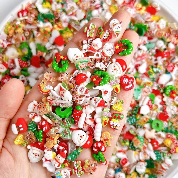 100Pcs Christmas Nail Charms, 3D Resin Gingerbread, Santa & Xmas Tree Decoration - Picture 4 of 6